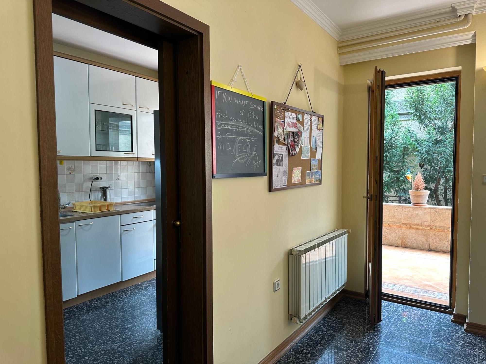 My Mother'S House Hostel Skopje Esterno foto